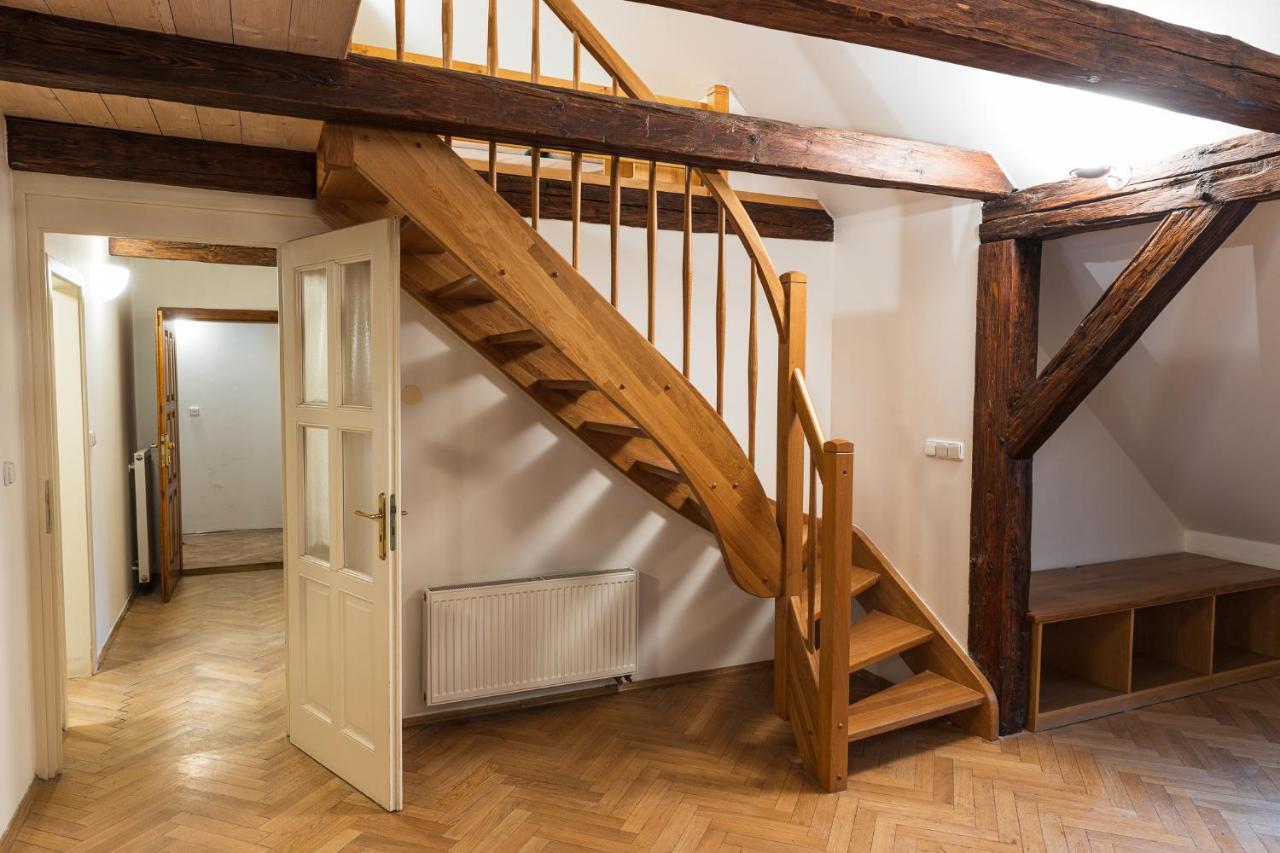 White Swan Boutique Apartments Prague Exterior photo
