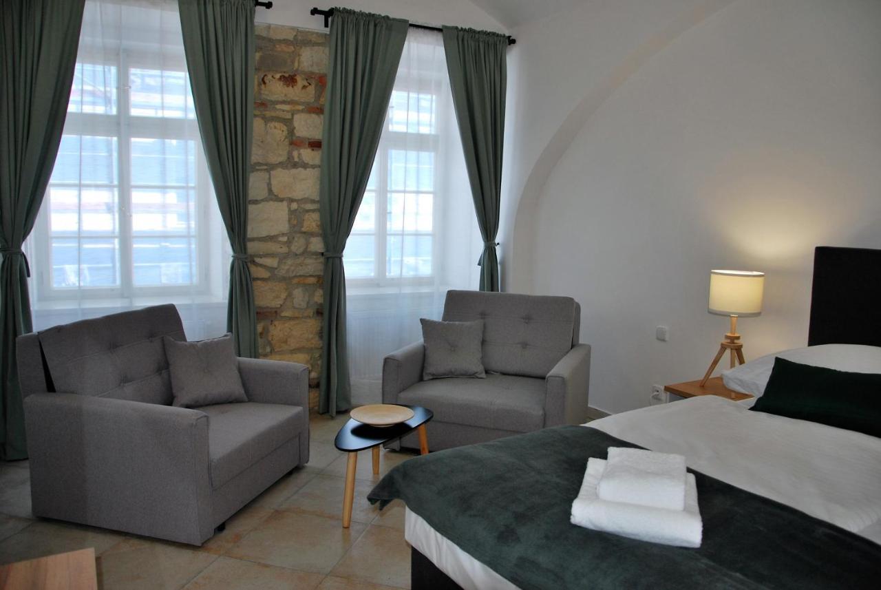 White Swan Boutique Apartments Prague Exterior photo