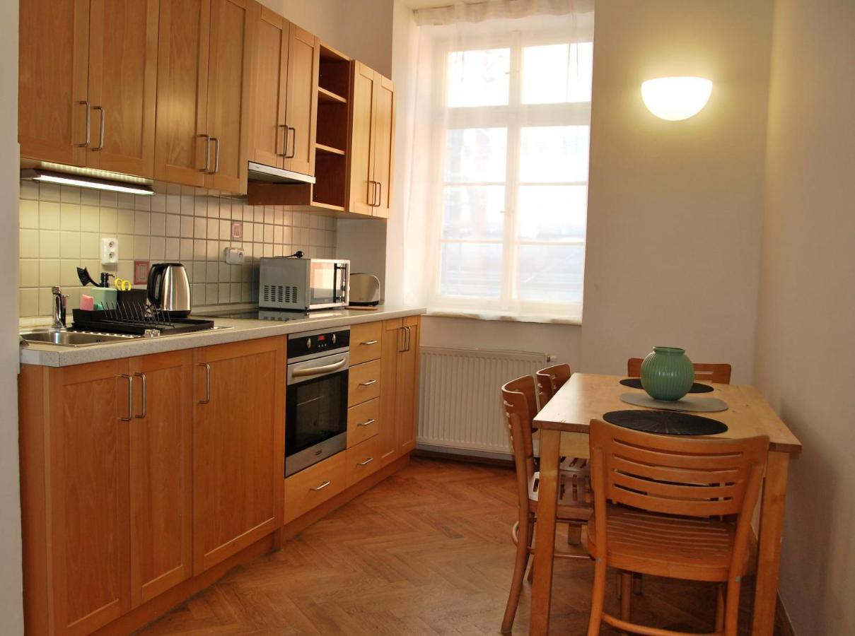 White Swan Boutique Apartments Prague Exterior photo