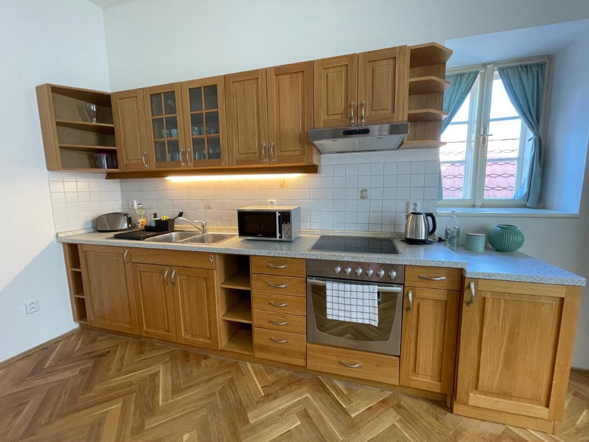 White Swan Boutique Apartments Prague Exterior photo